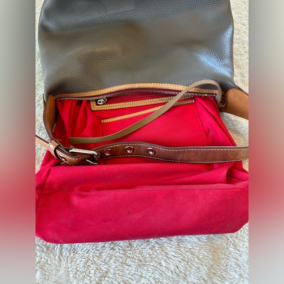 Dooney & Bourke pebbled leather gray purse - Picture 16 of 16
